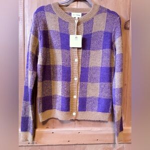 Woman’s Love and Harmony sweater size large